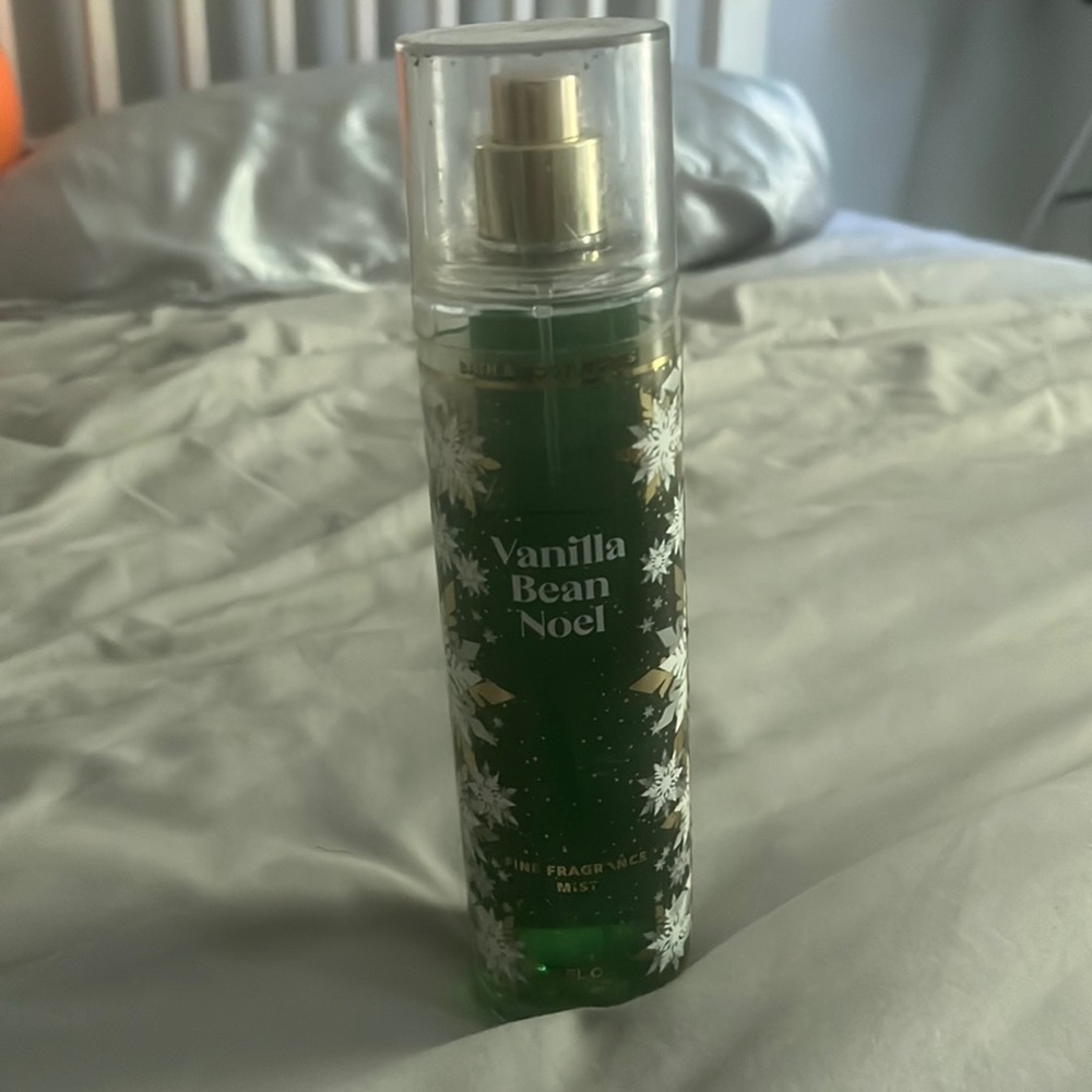 Bath and Body Works Vanilla Bean Noel